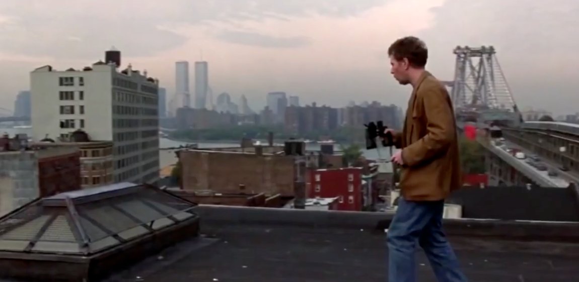 Romeo is Bleeding (1993): skyline cameo of the World Trade Center, both towers (with antenna)